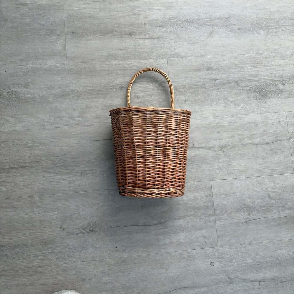 Ashland Large Hanging Willow Basket with Liner